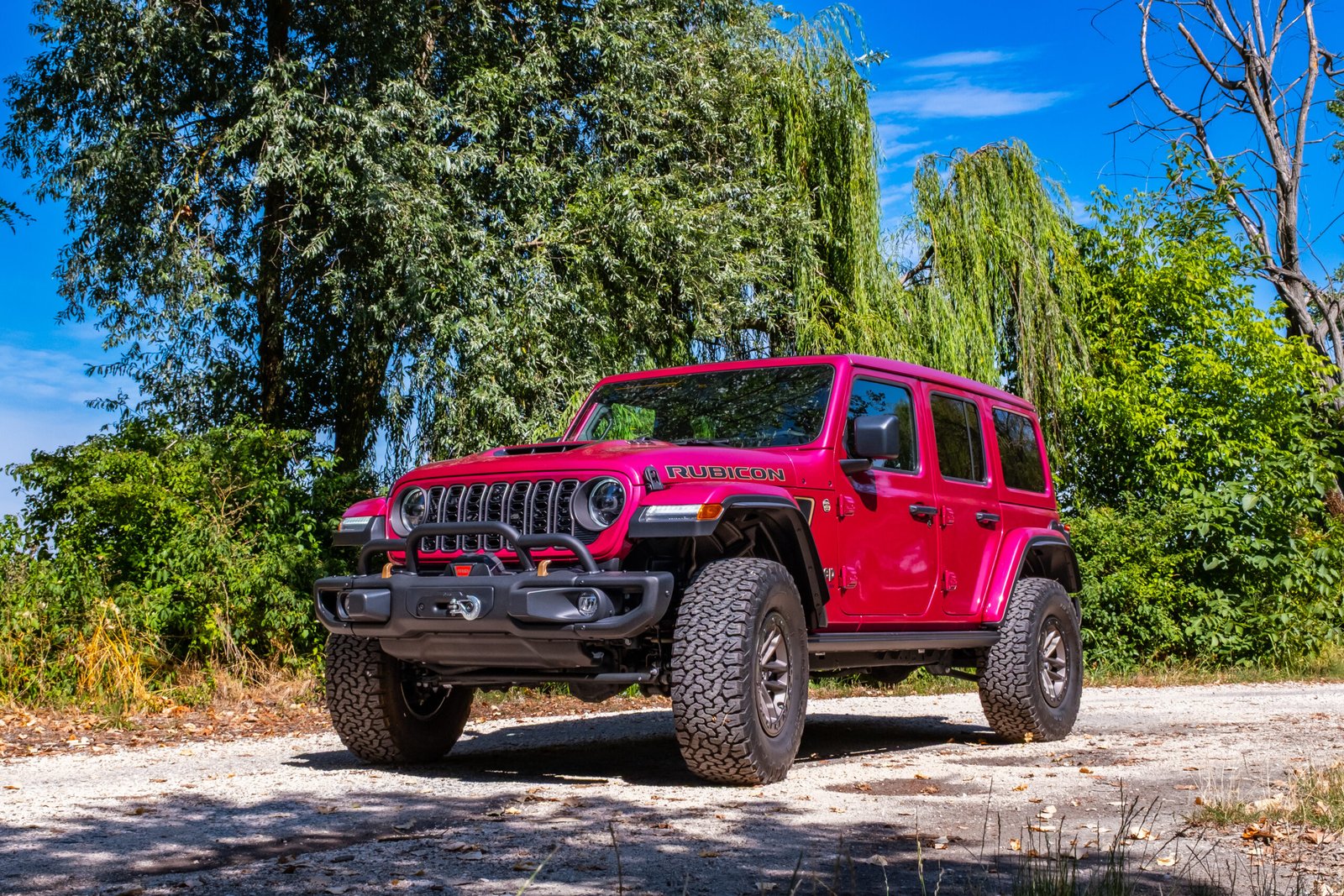 Da Fioravanti Motors è possibile ordinare la Jeep Wrangler 392, la versione più estrema del fuoristrada americano nelle declinazioni Moab 392 e Willys 392.